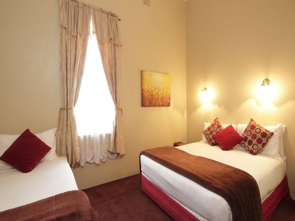 Anchorage Seafront Hotel 3*